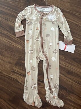 Neutral Beige S'mores Print Baby One-Piece Footed Pajamas Huggies baby wear